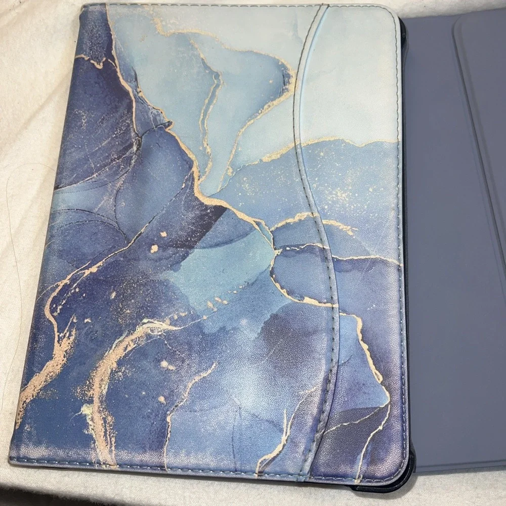 3 iPad Pro 11-inch 3rd‎ Generation Cases, 1 Glass Cover, 2 Camera Glass
